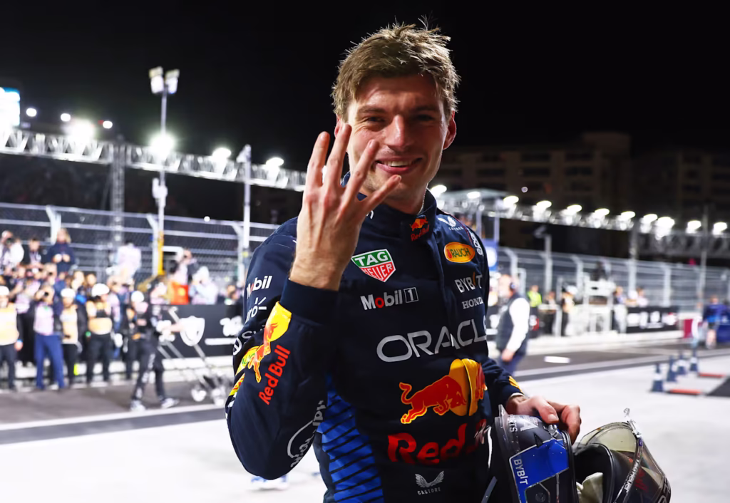 Max Verstappen成功四連霸